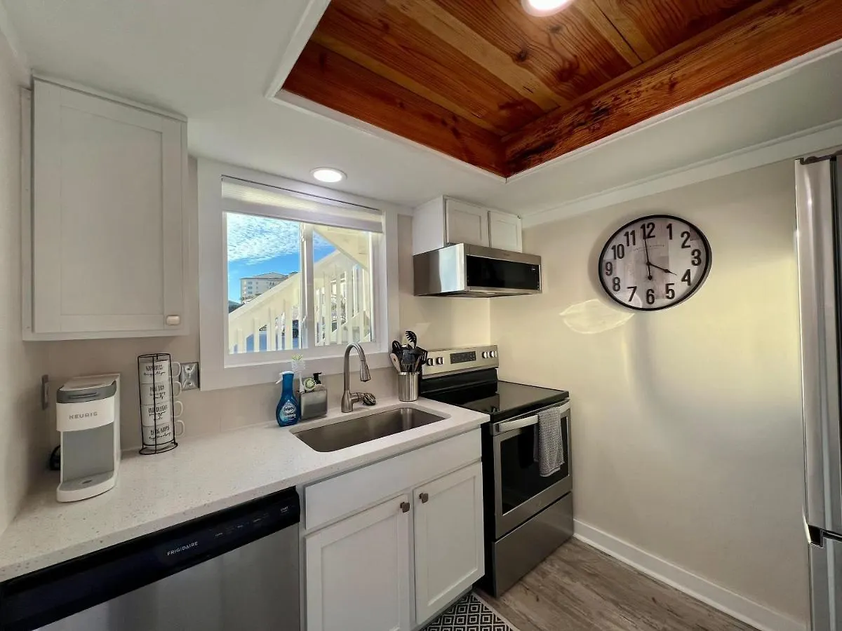 Sandpiper Cove 1068 Destin
