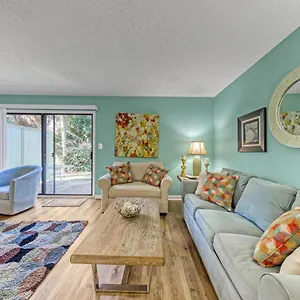 South Bay By The Gulf- Private Access, Community Pool, Foosball Destin